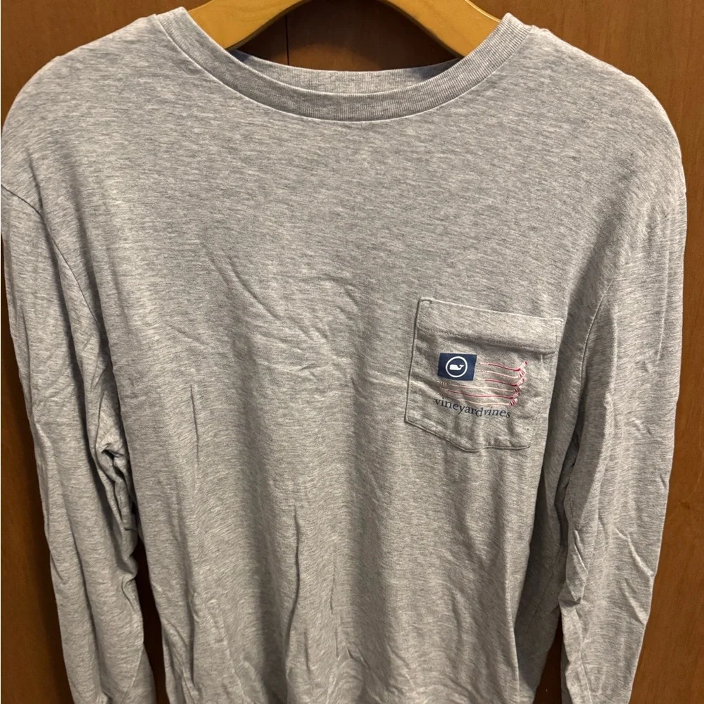 Vineyard Vines Ice Hockey Flag T-Shirt - Picture 3 of 6